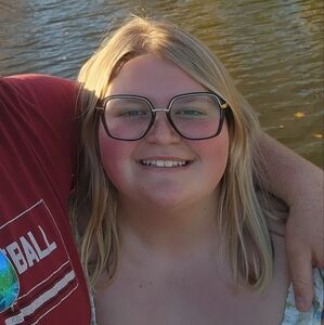 Meet your Posher, Kelsey